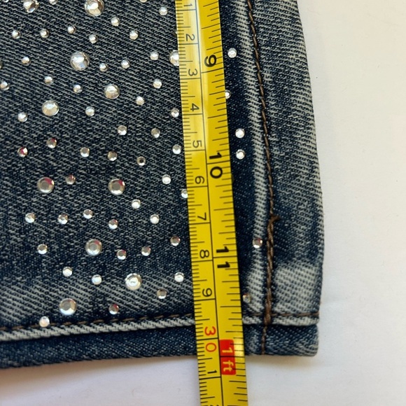 9 th and Main/ NWT/Wide leg/Embellished Women's Jeans/ stretch for comfort/ 16 - Picture 13 of 16